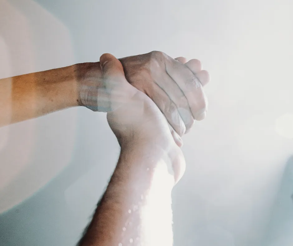 deux mais qui se tiennent pour développer l'alliance thérapeutique